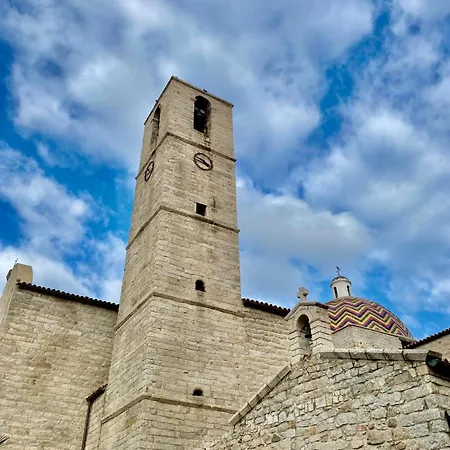 Int13 Via De Filippi Отель