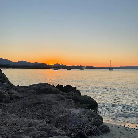 Отель Int13 Via De Filippi